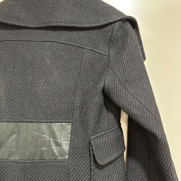 NWOT Stunning Designer Mackage Black Coat in Medium - Picture 7 of 14